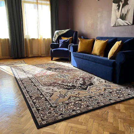 Unique Bohochic Location In Center * Varşova